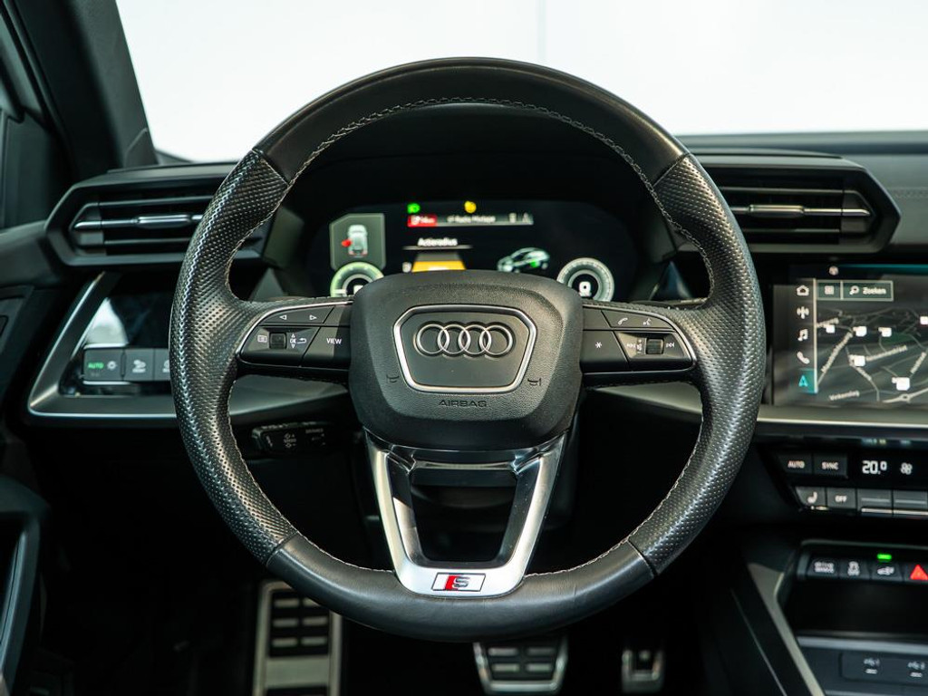 Audi A3 Sportback 40 TFSI e Advanced edition | S-Line | 19 Inch | Pano 13