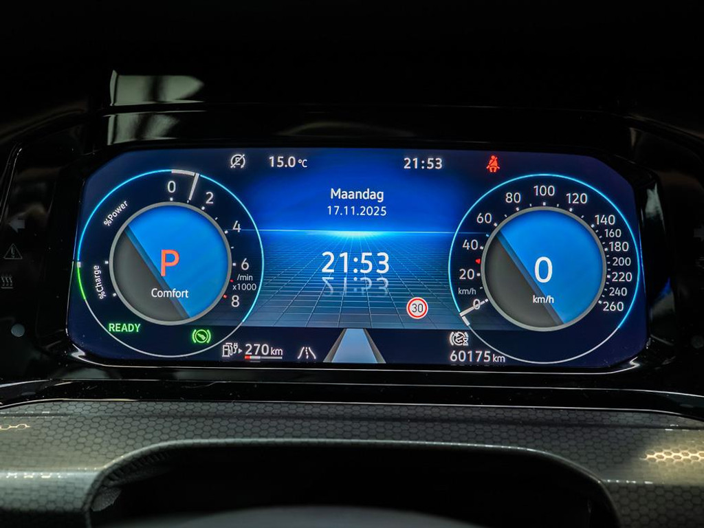 Volkswagen Golf 1.4 eHybrid GTE | 245PK | 19 Inch | Trekhaak 20