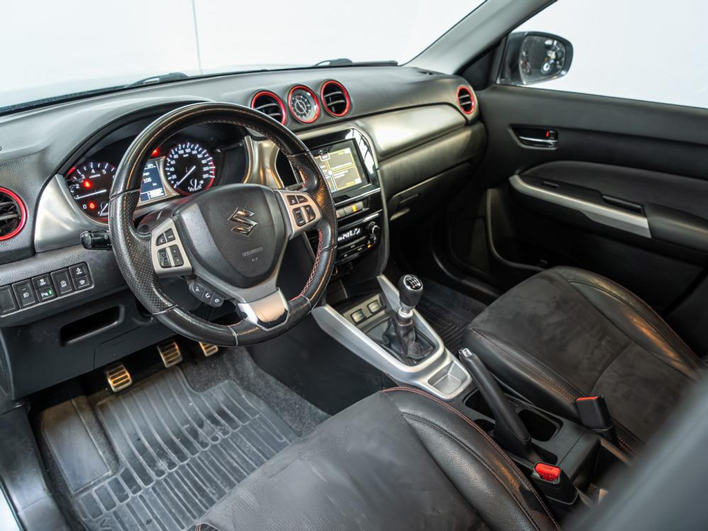 Suzuki Vitara 1.4 S | Achteruitrijcamera | ACC | Trekhaak 9