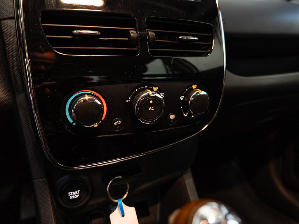 Renault Clio 1.2 Night & Day | Airco | Cruise | Bluetooth 16