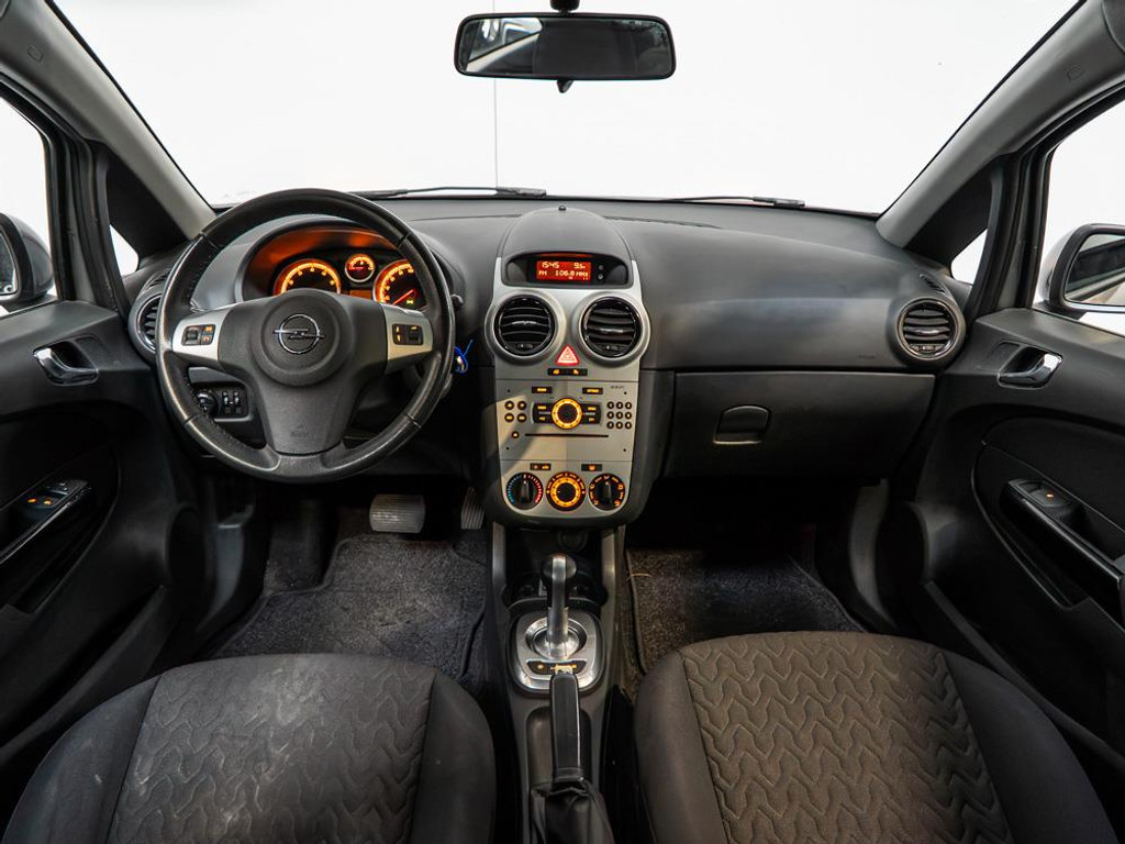 Opel Corsa 1.2-16V Design Edition | Automaat | NAP 10