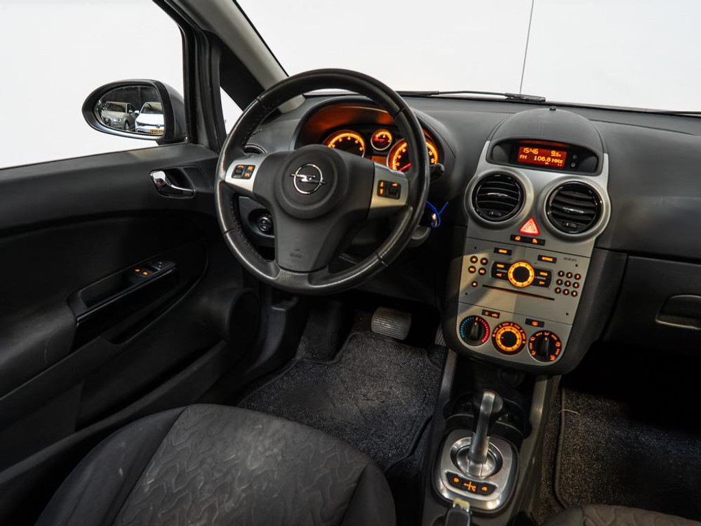 Opel Corsa 1.2-16V Design Edition | Automaat | NAP 11