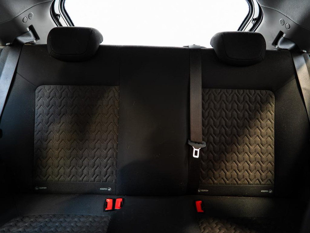 Opel Corsa 1.2-16V Design Edition | Automaat | NAP 16