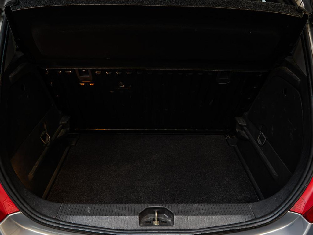 Opel Corsa 1.2-16V Design Edition | Automaat | NAP 19