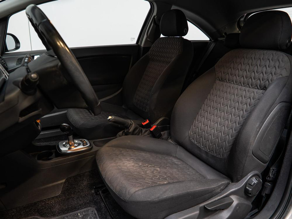 Opel Corsa 1.2-16V Design Edition | Automaat | NAP 8