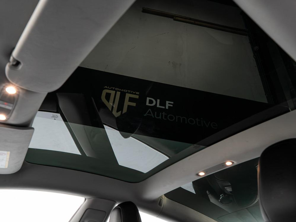 Tesla Model 3 Long Range AWD 75 kWh 8