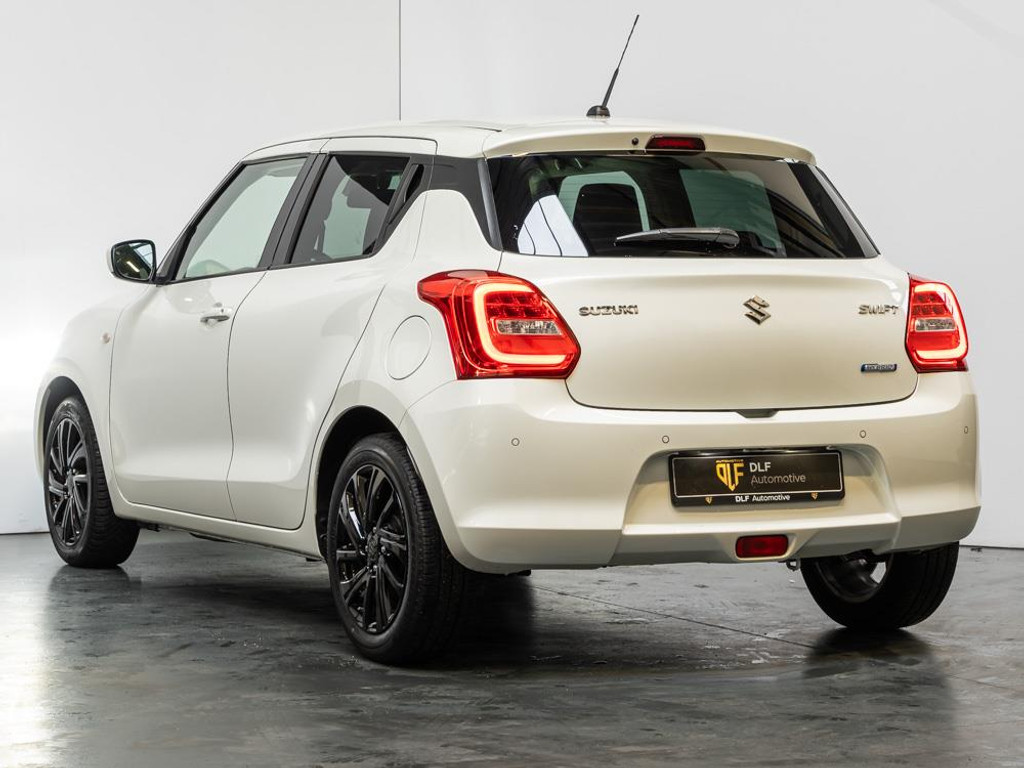 Suzuki Swift 1.2 Select Smart Hybrid | Camera | Stoelverwarming | ACC 2