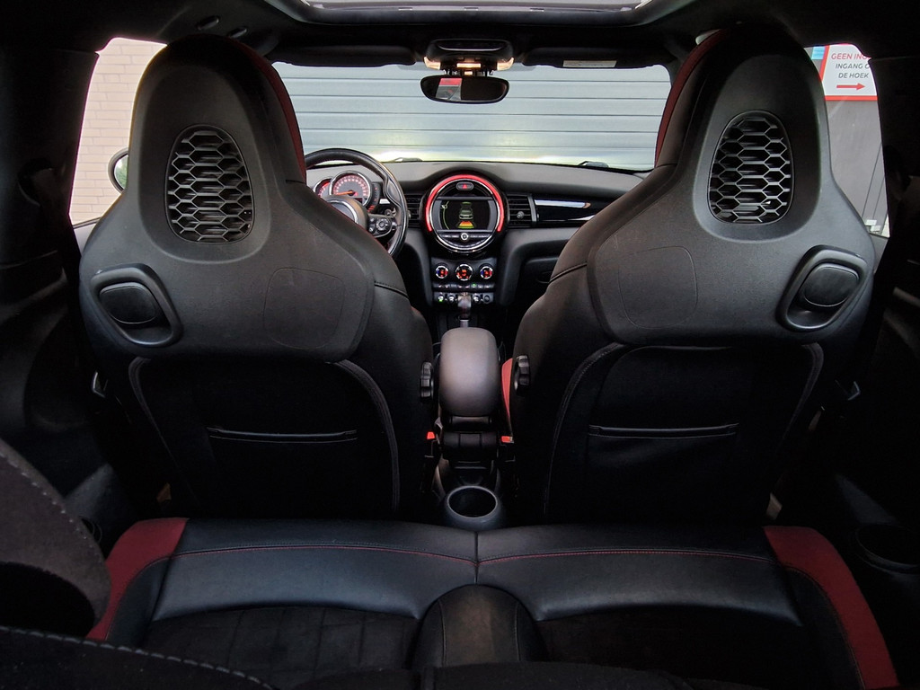 Mini Mini 2.0 Cooper S | Pano | Stoelverwarming | Cruise | JCW 10