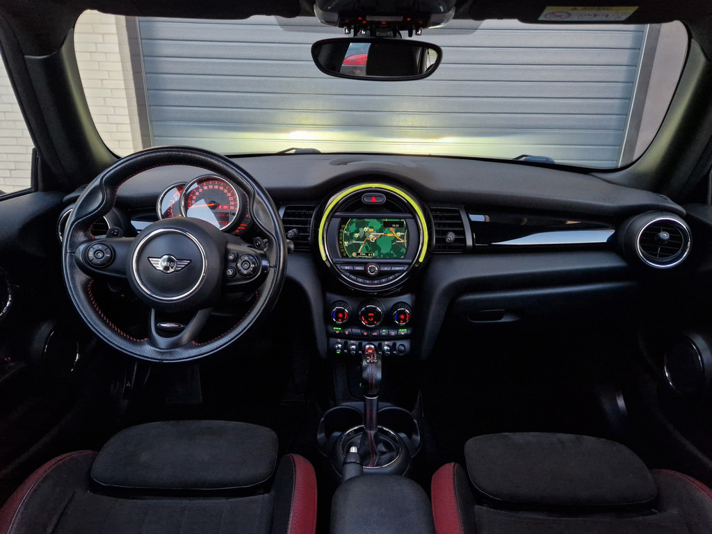 Mini Mini 2.0 Cooper S | Pano | Stoelverwarming | Cruise | JCW 12