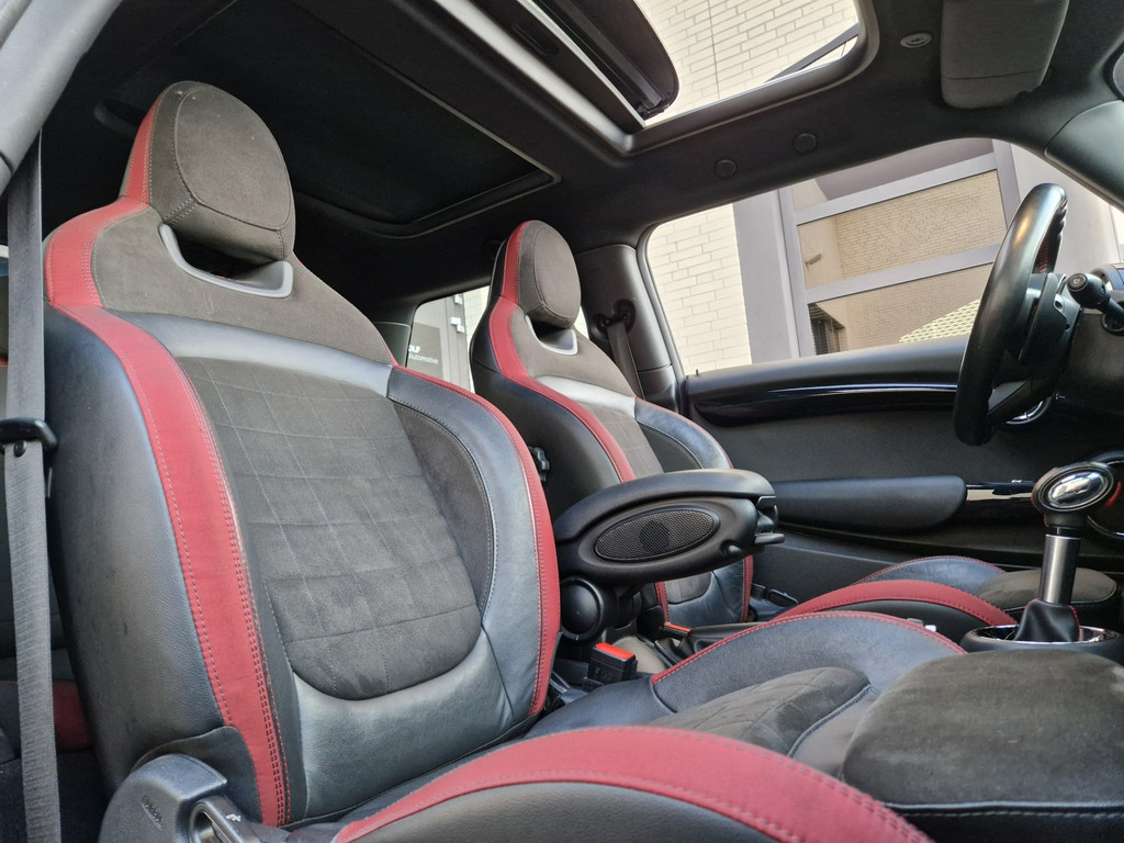 Mini Mini 2.0 Cooper S | Pano | Stoelverwarming | Cruise | JCW 8