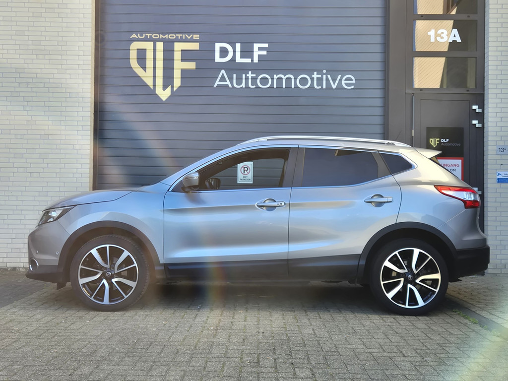 Nissan Qashqai 1.2 Premier Edition | 360° Camera | Stoelverwarming | Panorama 1