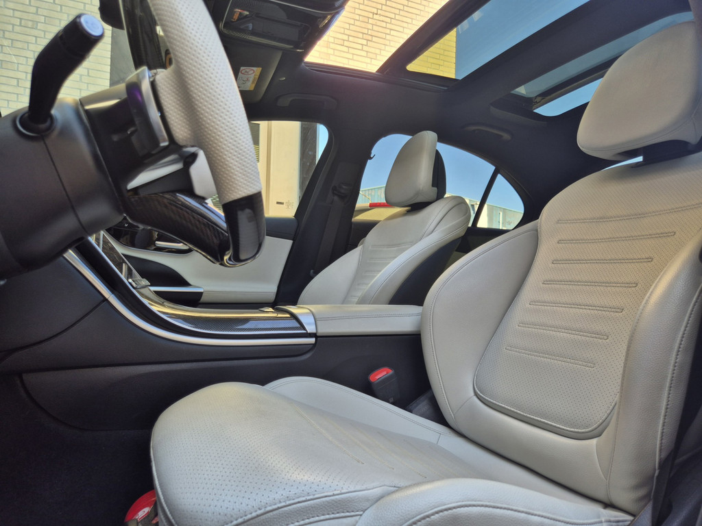 Mercedes-Benz C-klasse 180 AMG Line | Burmester | Wit leder | Pano 9