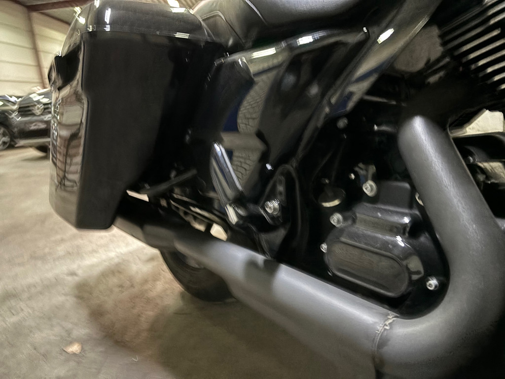 Harley Davidson Tour 103 FLHXS Street Glide Special black edtion 21