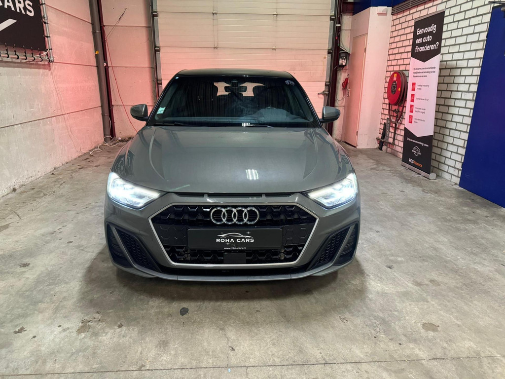 Audi A1 1.0 TFSI Sport S line Edition 110pk automaat 1