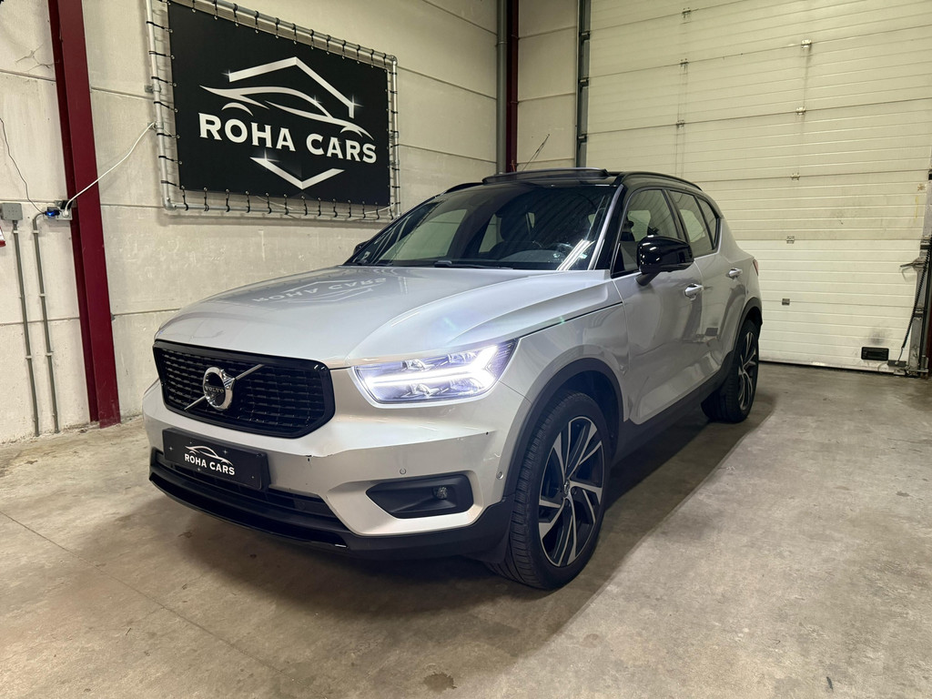 Volvo XC40 2.0 T4 R-Design 1