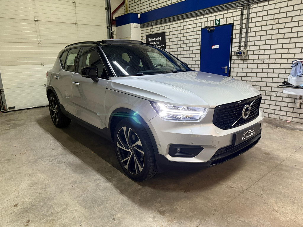 Volvo XC40 2.0 T4 R-Design 3