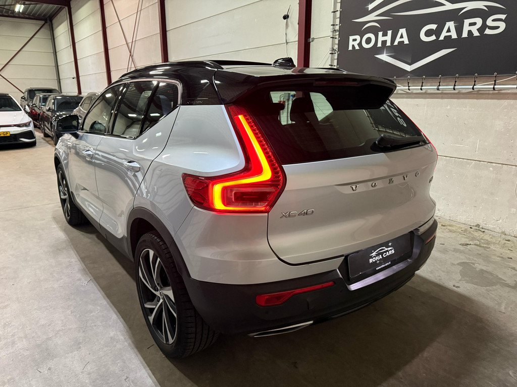 Volvo XC40 2.0 T4 R-Design 4