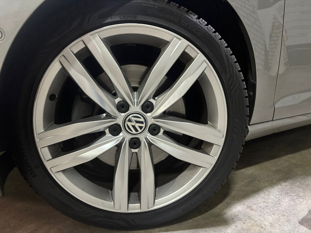 Volkswagen Golf 1.4 TSI ACT Highline 13