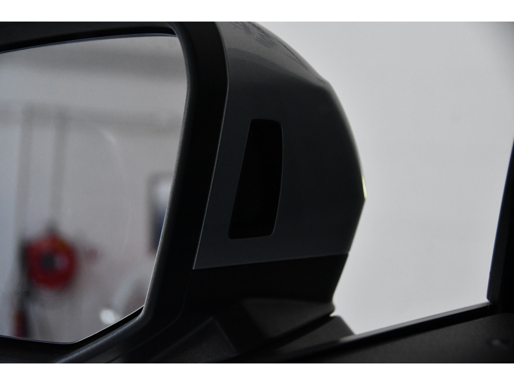 Audi Q2 2.0 TFSI quattro S Line virtual pano automaat 26