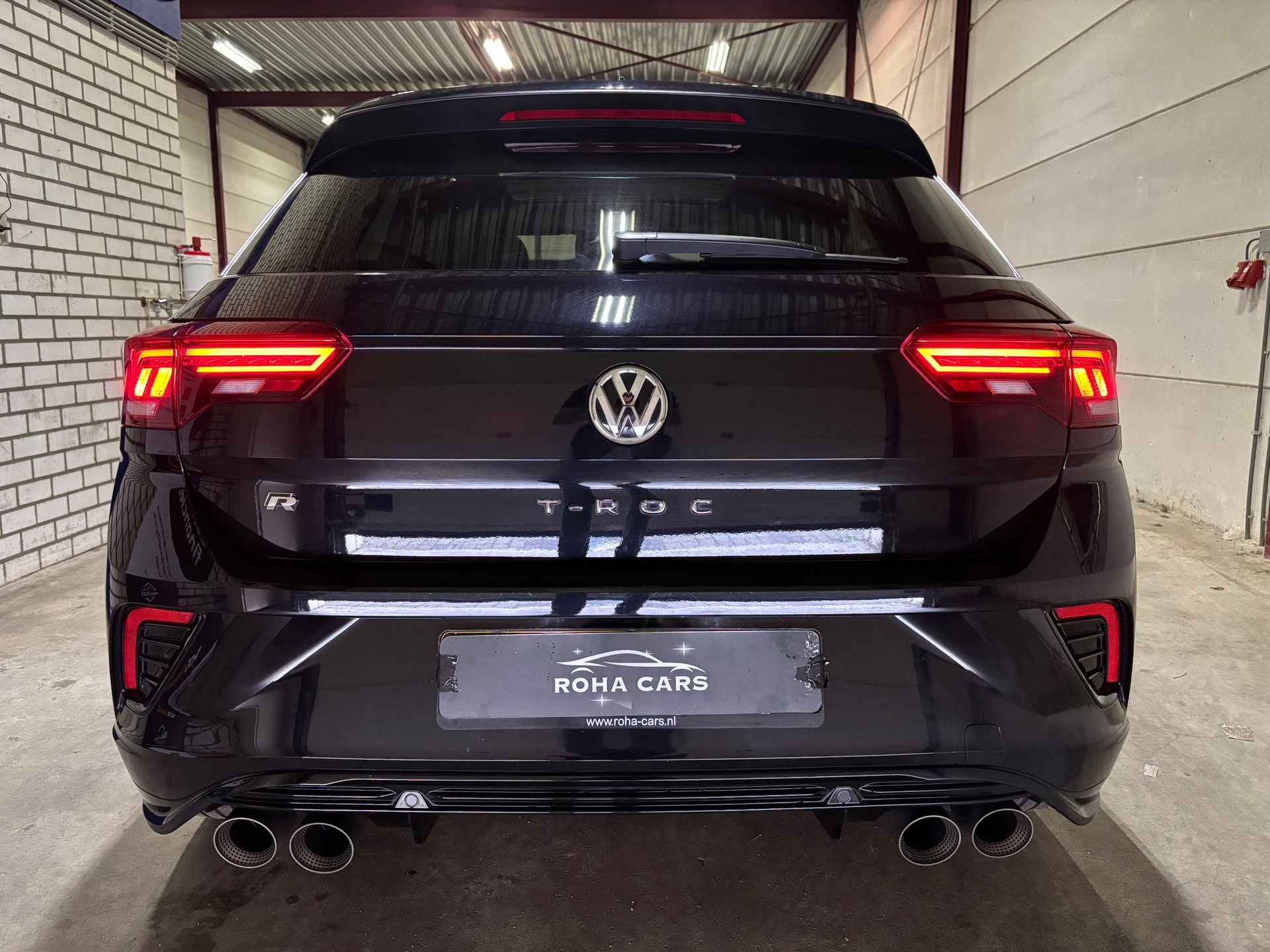 Volkswagen T-ROC 2.0 TSI 4Motion R Performence Akra Pano 8