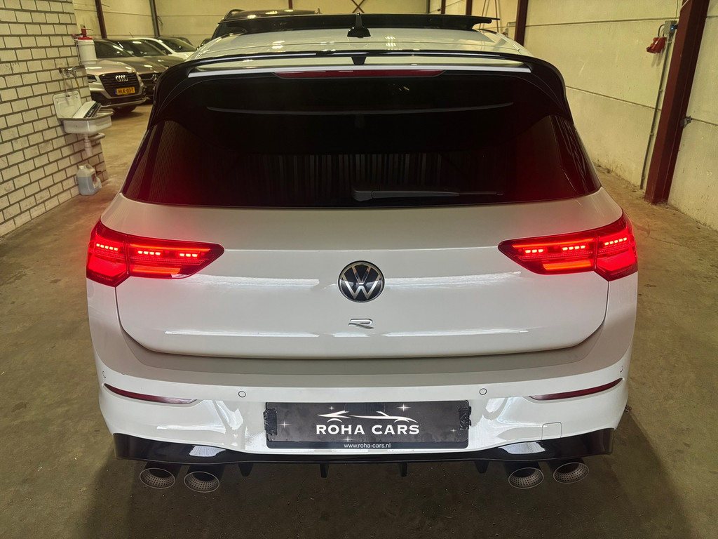 Volkswagen GOLF 2.0 TSI R 4Motion Performance AKRA 10