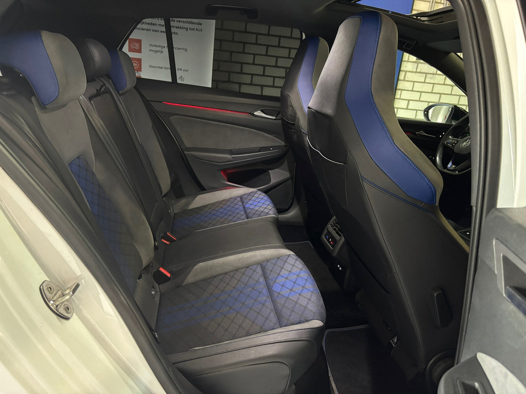 Volkswagen GOLF 2.0 TSI R 4Motion Performance AKRA 17