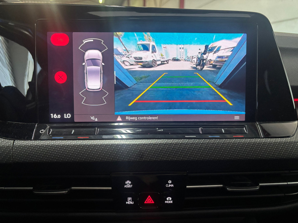 Volkswagen GOLF 2.0 TSI R 4Motion Performance AKRA 23