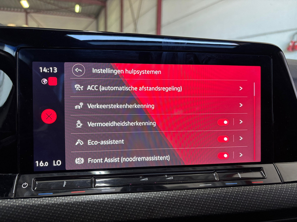 Volkswagen GOLF 2.0 TSI R 4Motion Performance AKRA 25