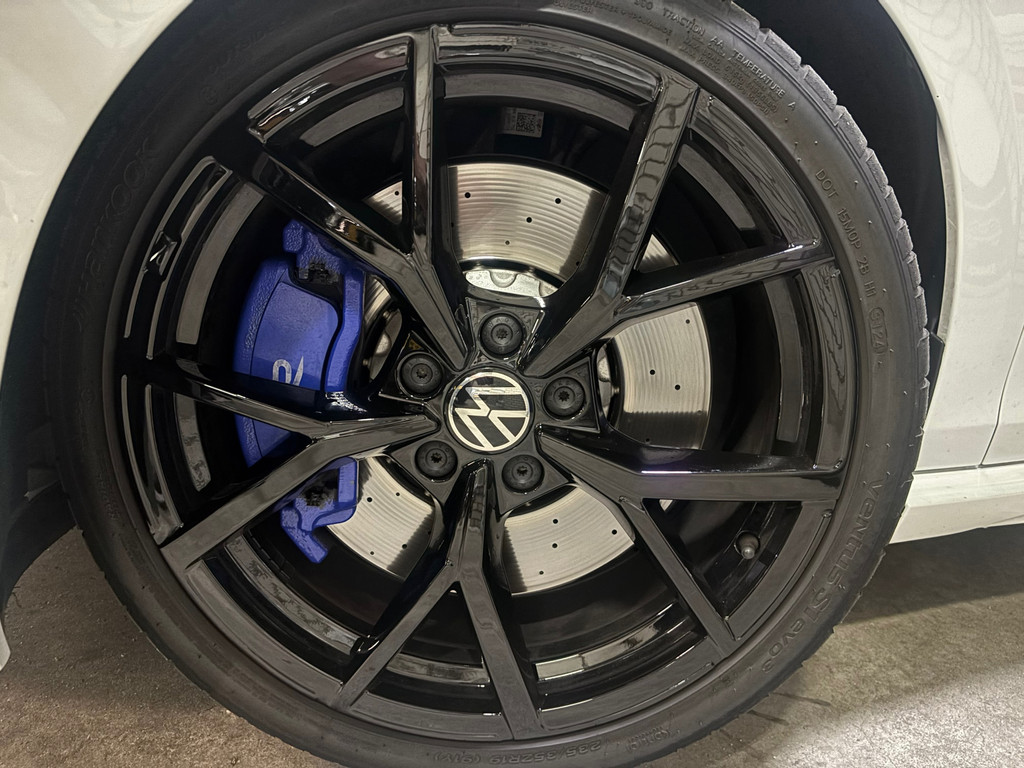 Volkswagen GOLF 2.0 TSI R 4Motion Performance AKRA 6