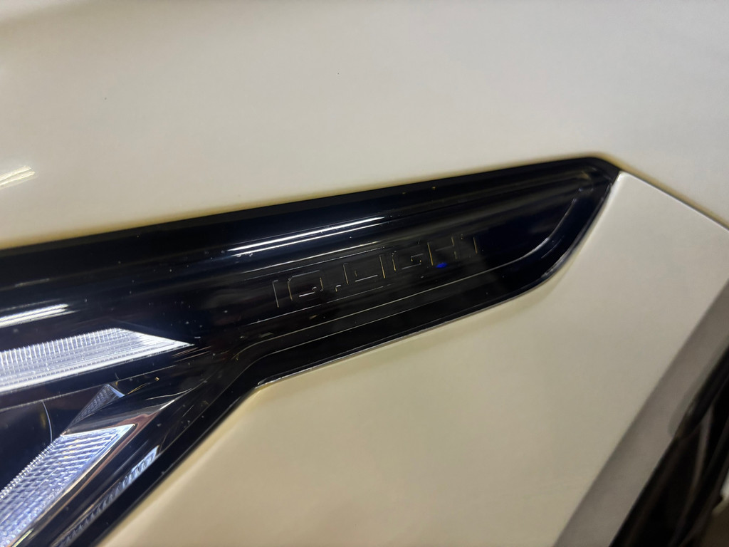 Volkswagen GOLF 2.0 TSI R 4Motion Performance AKRA 9