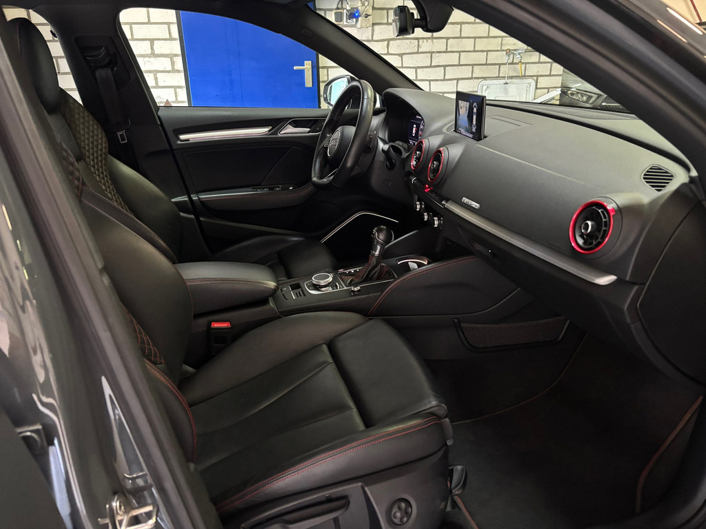 Audi A3 Sportback 2.0 TFSI S3 quattro 13