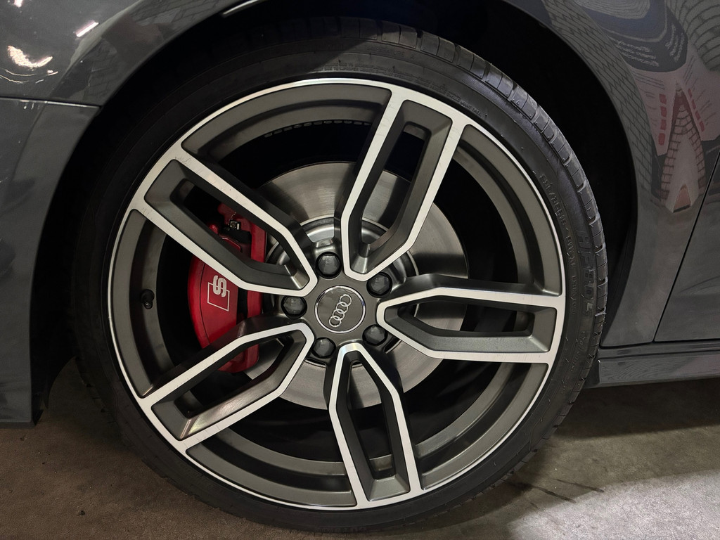 Audi A3 Sportback 2.0 TFSI S3 quattro 5