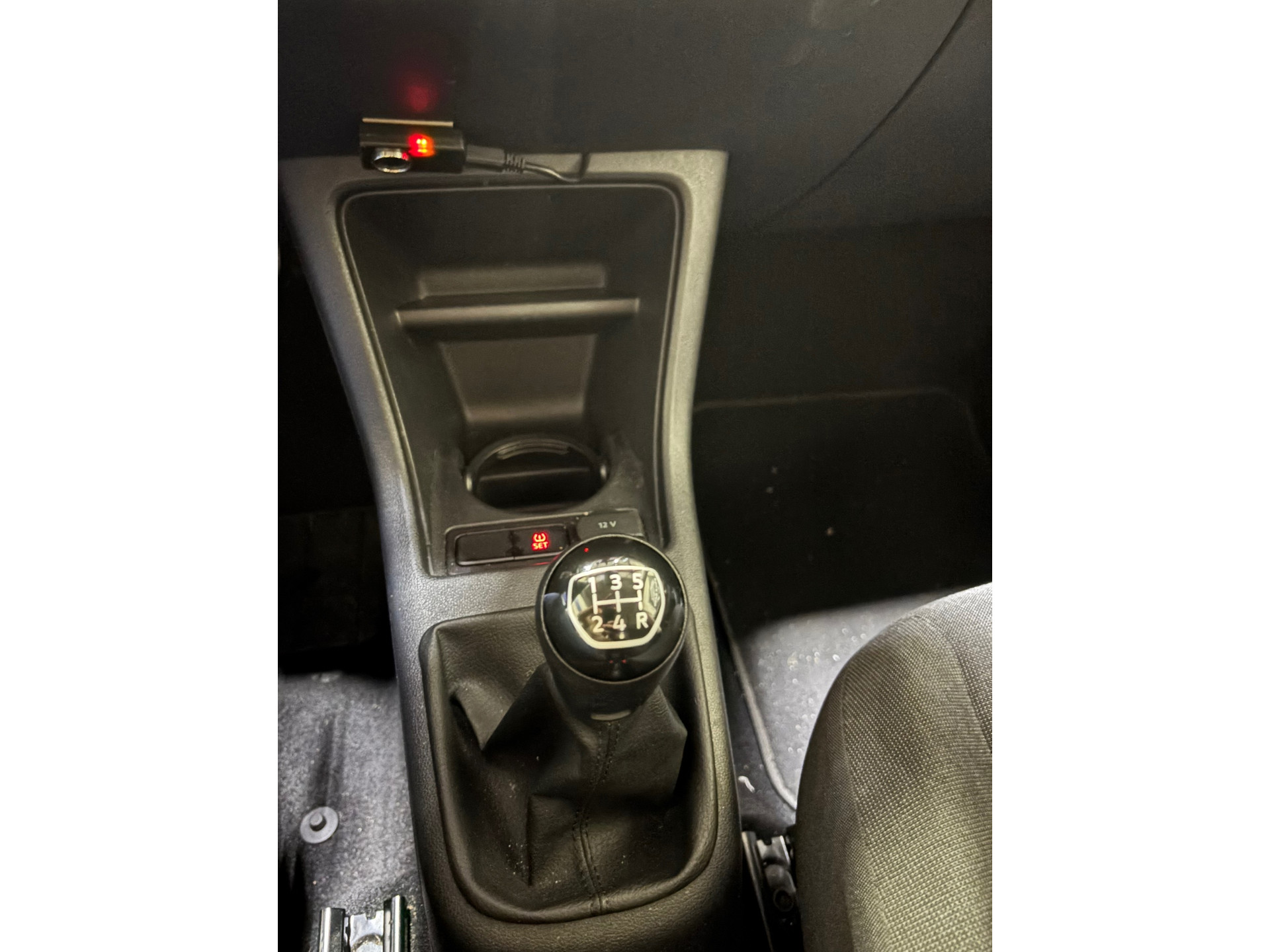 Volkswagen Up! 1.0 14
