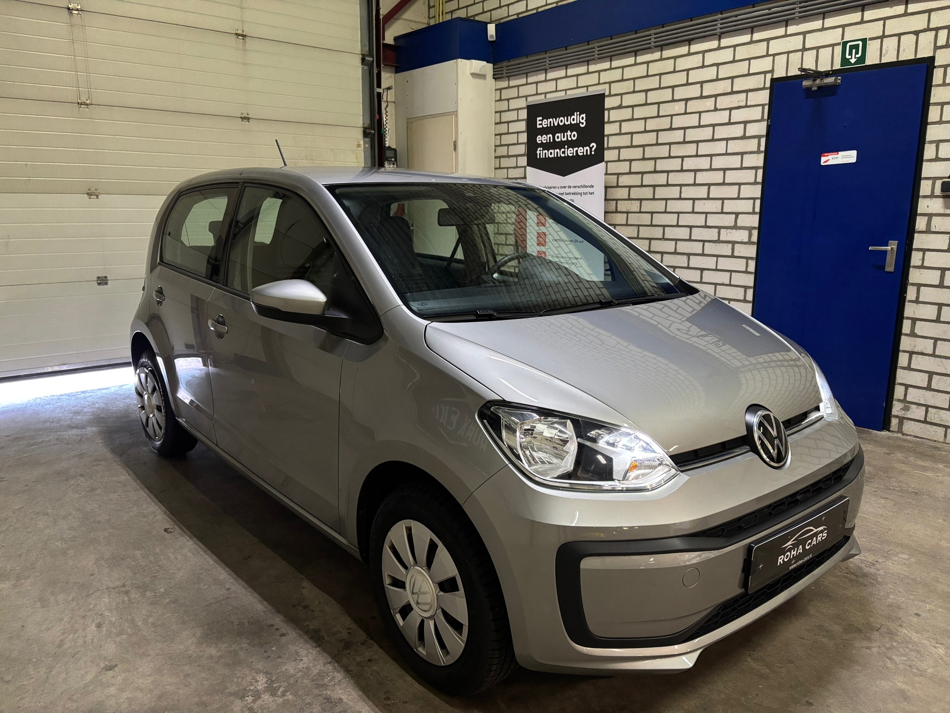 Volkswagen Up! 1.0 3