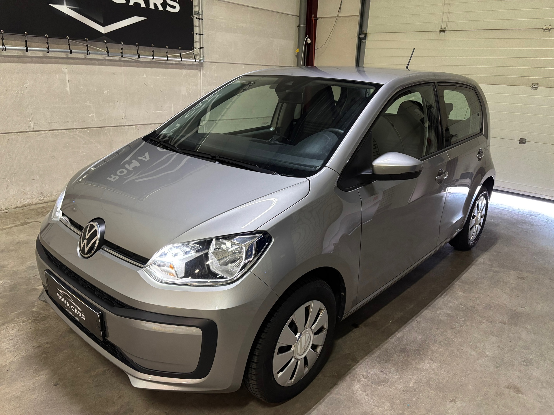 Volkswagen Up! 1.0 4