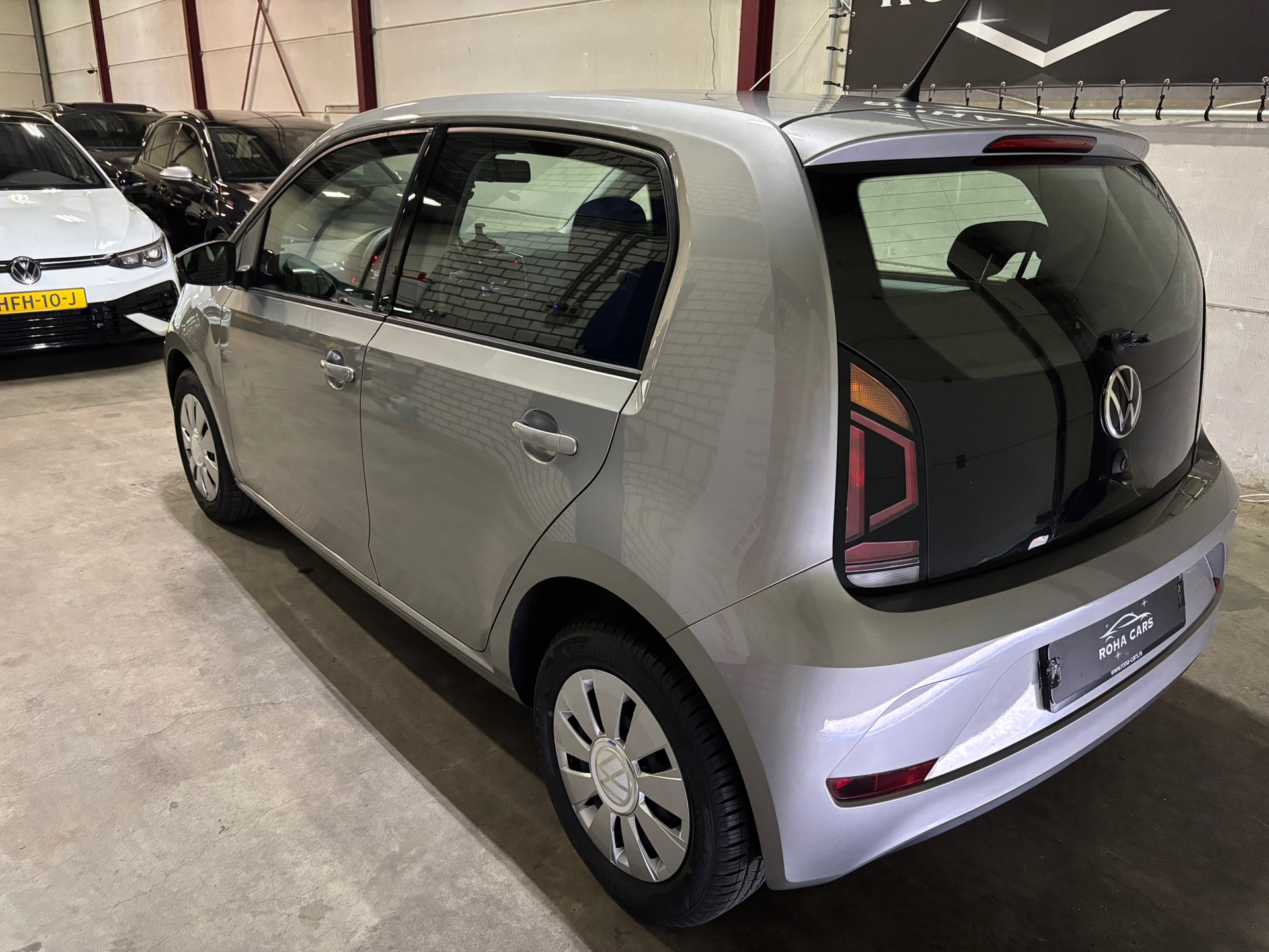 Volkswagen Up! 1.0 5