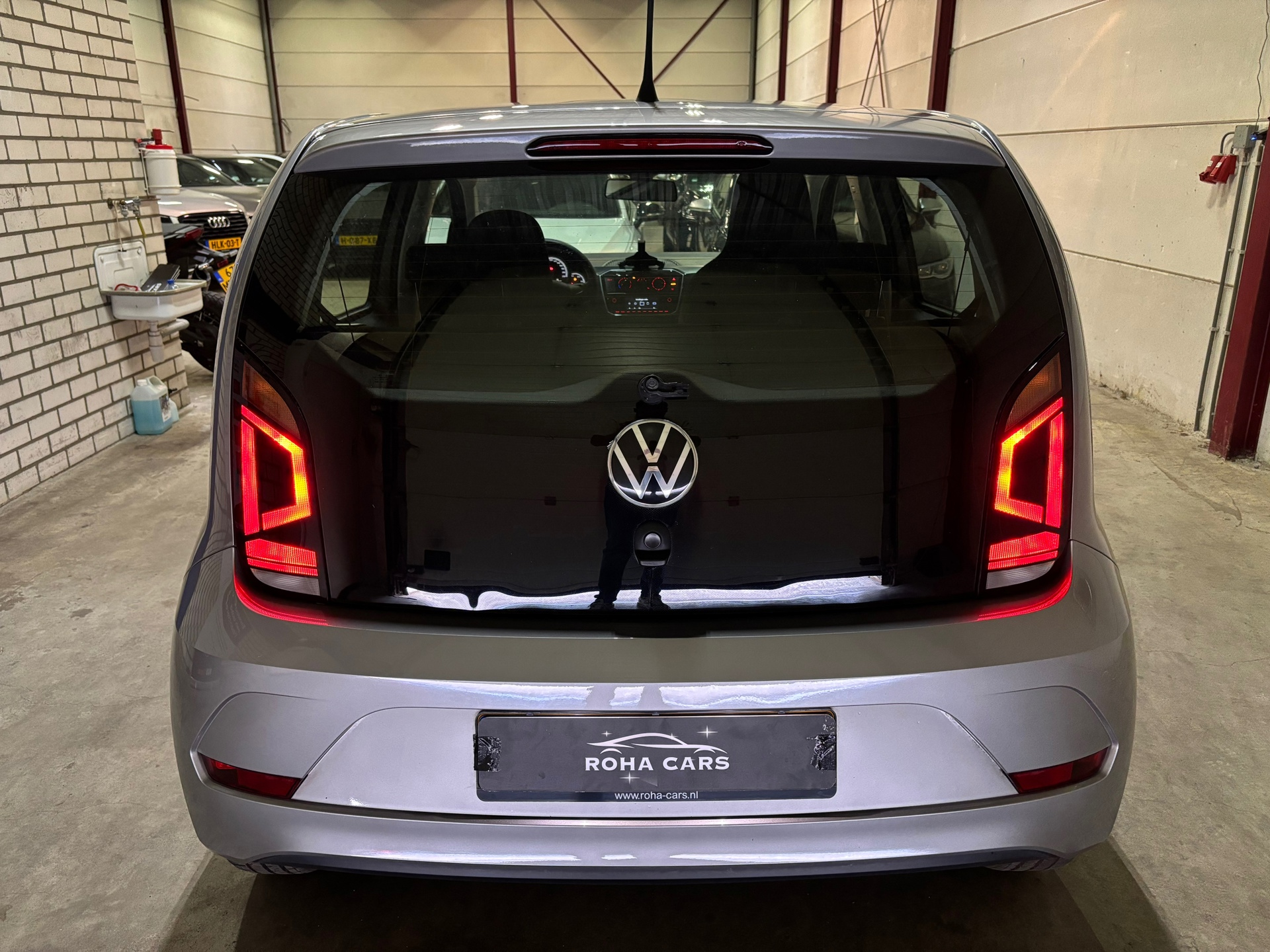 Volkswagen Up! 1.0 7