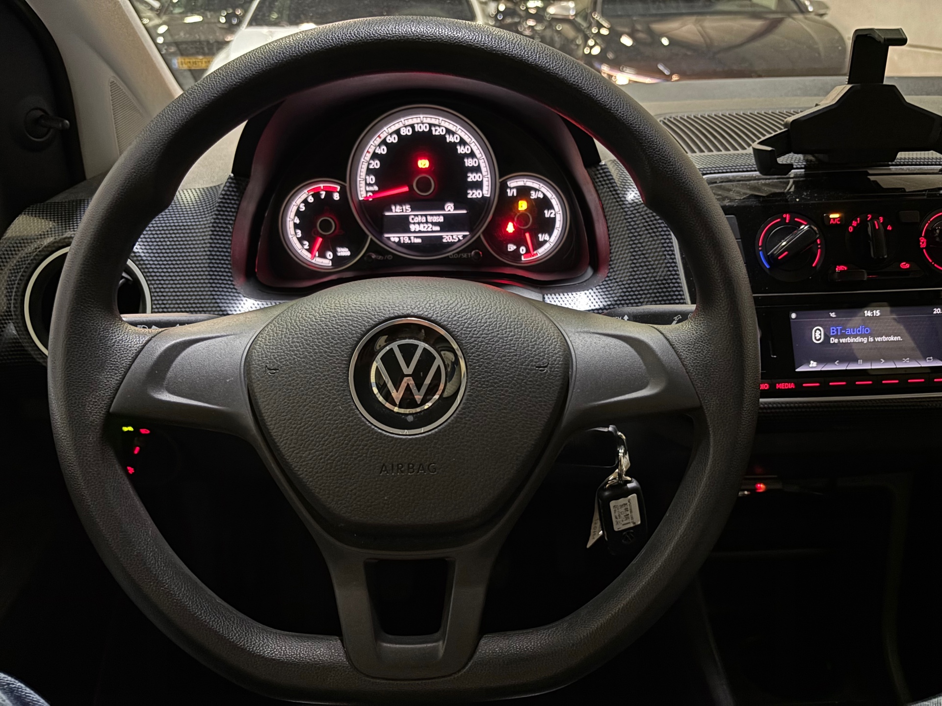 Volkswagen Up! 1.0 8