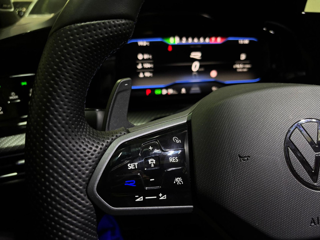 Volkswagen Golf R 2.0 TSI 4MOTION Performance DRIFT, NURNBURGRING, PANO, IQ 18