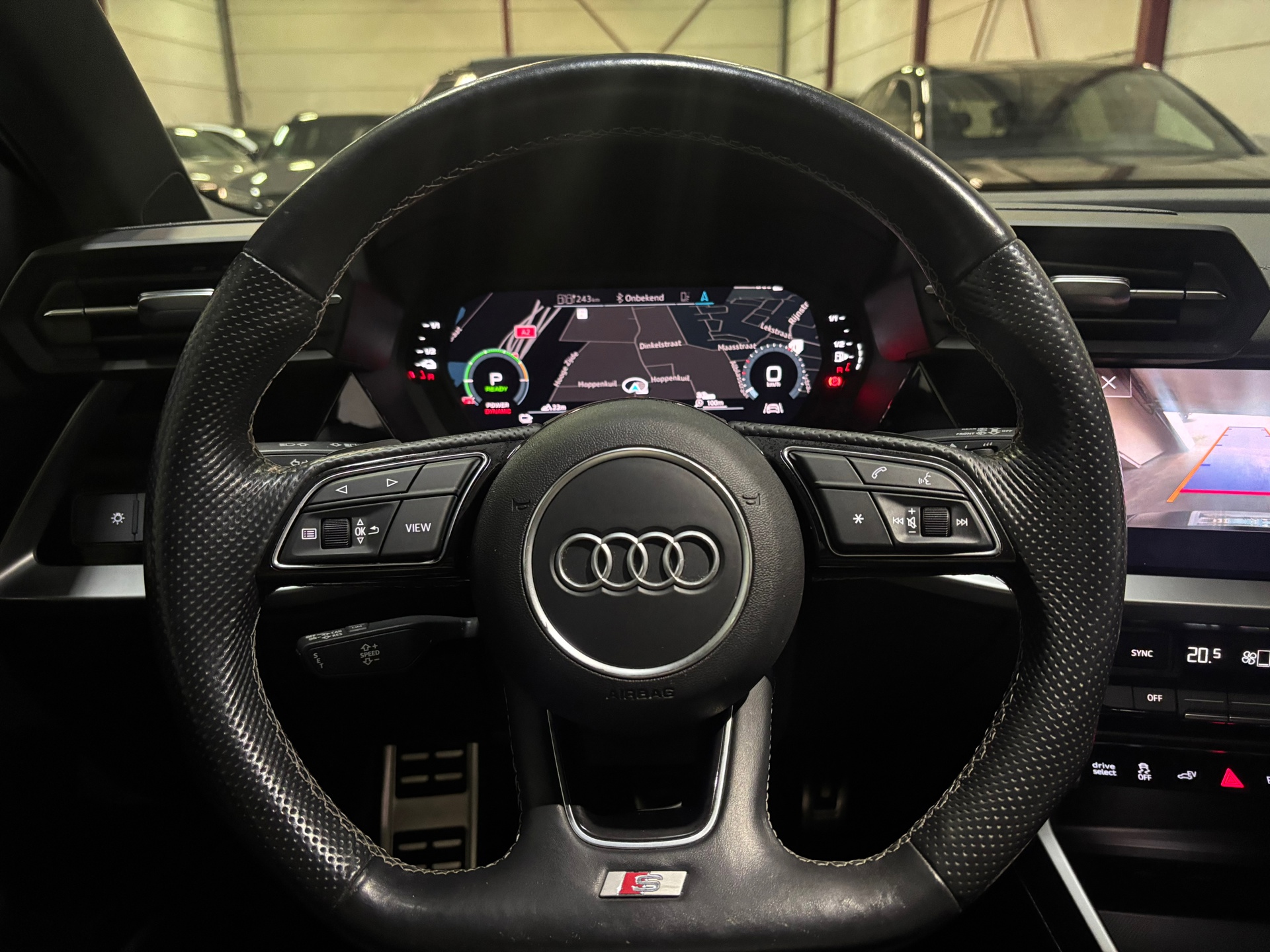 Audi A3 Sportback 40 TFSI e 3x S line panorama 16