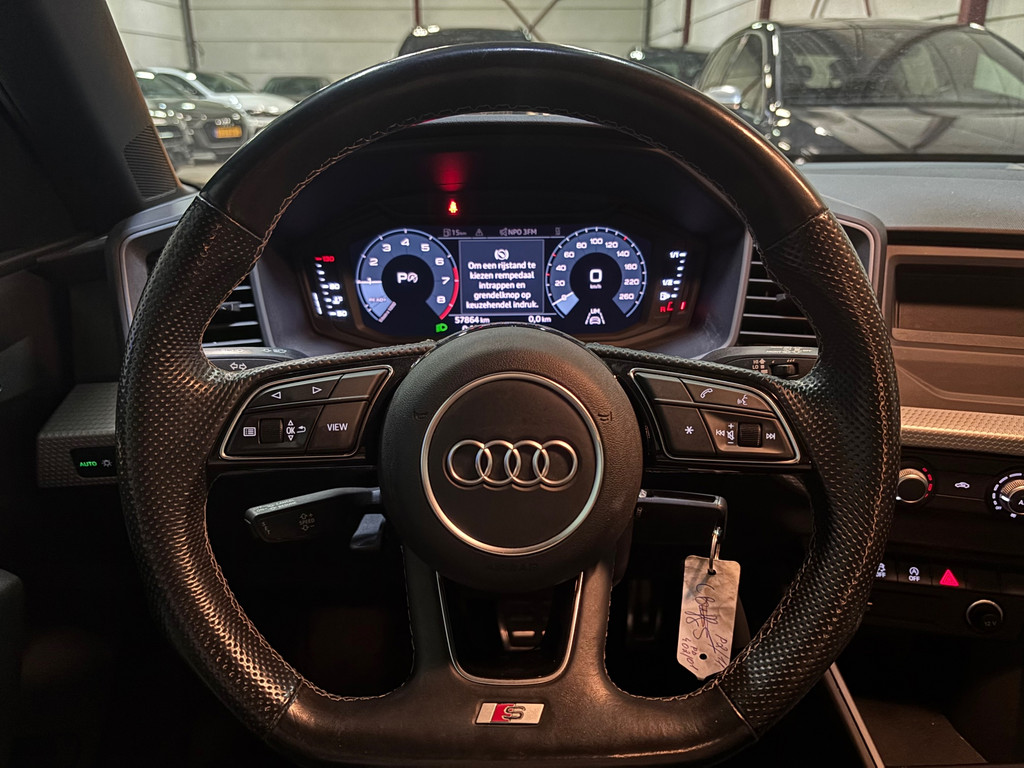 Audi A1 SPORTBACK 25 TFSI S line automaat 12