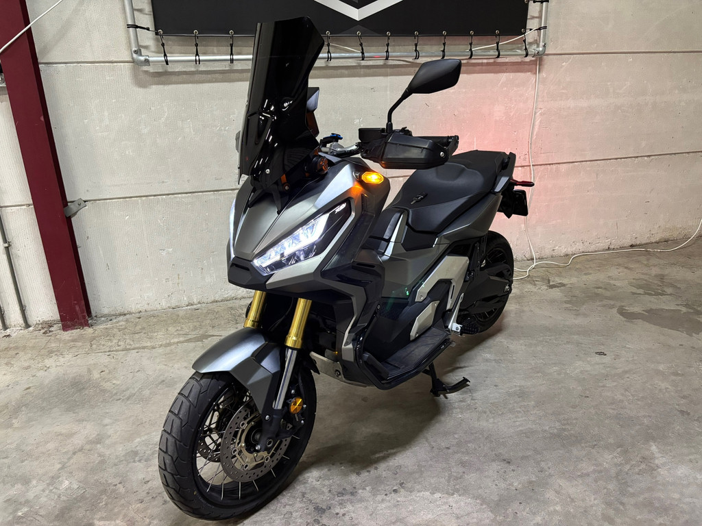 Honda Scooter NC 750 X-ADV 9