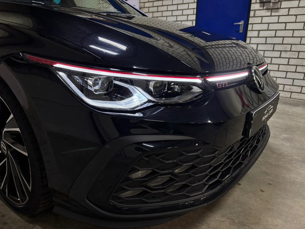 Volkswagen Golf 2.0 TSI GTI 4