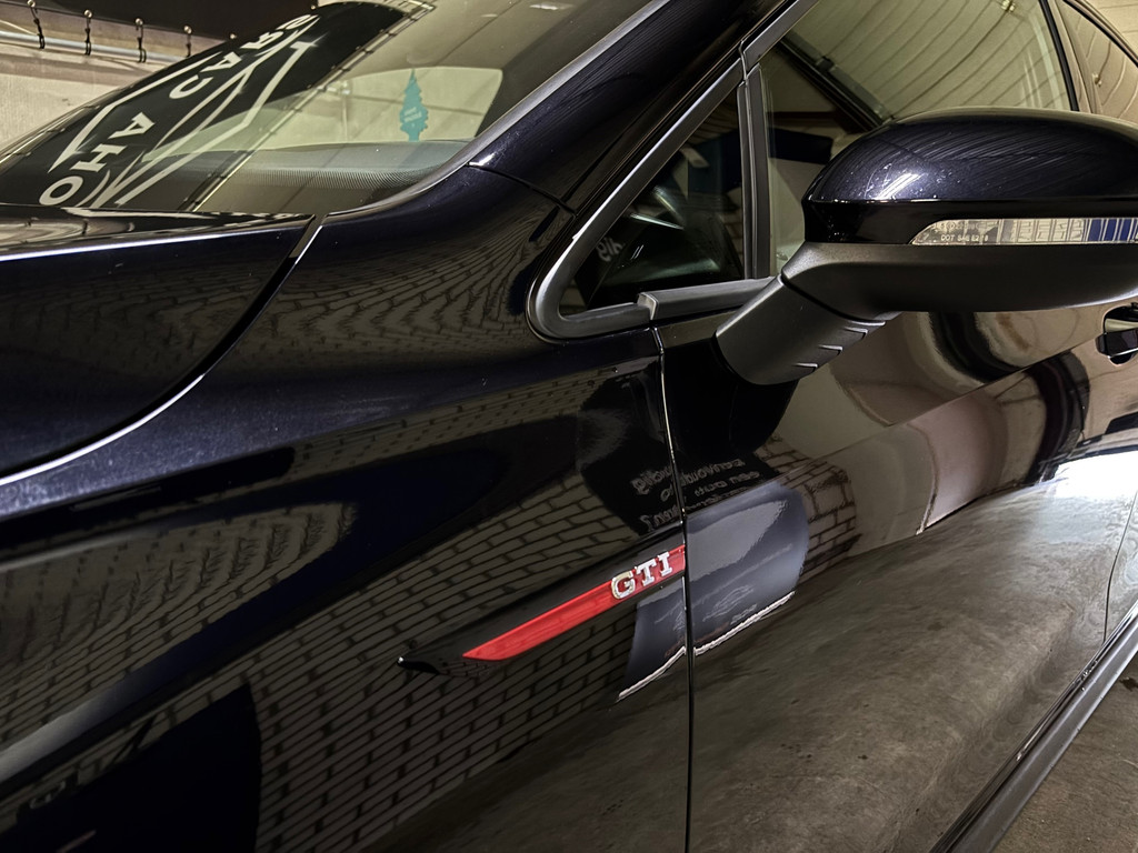 Volkswagen Golf 2.0 TSI GTI 5