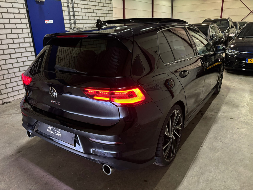 Volkswagen Golf 2.0 TSI GTI 9