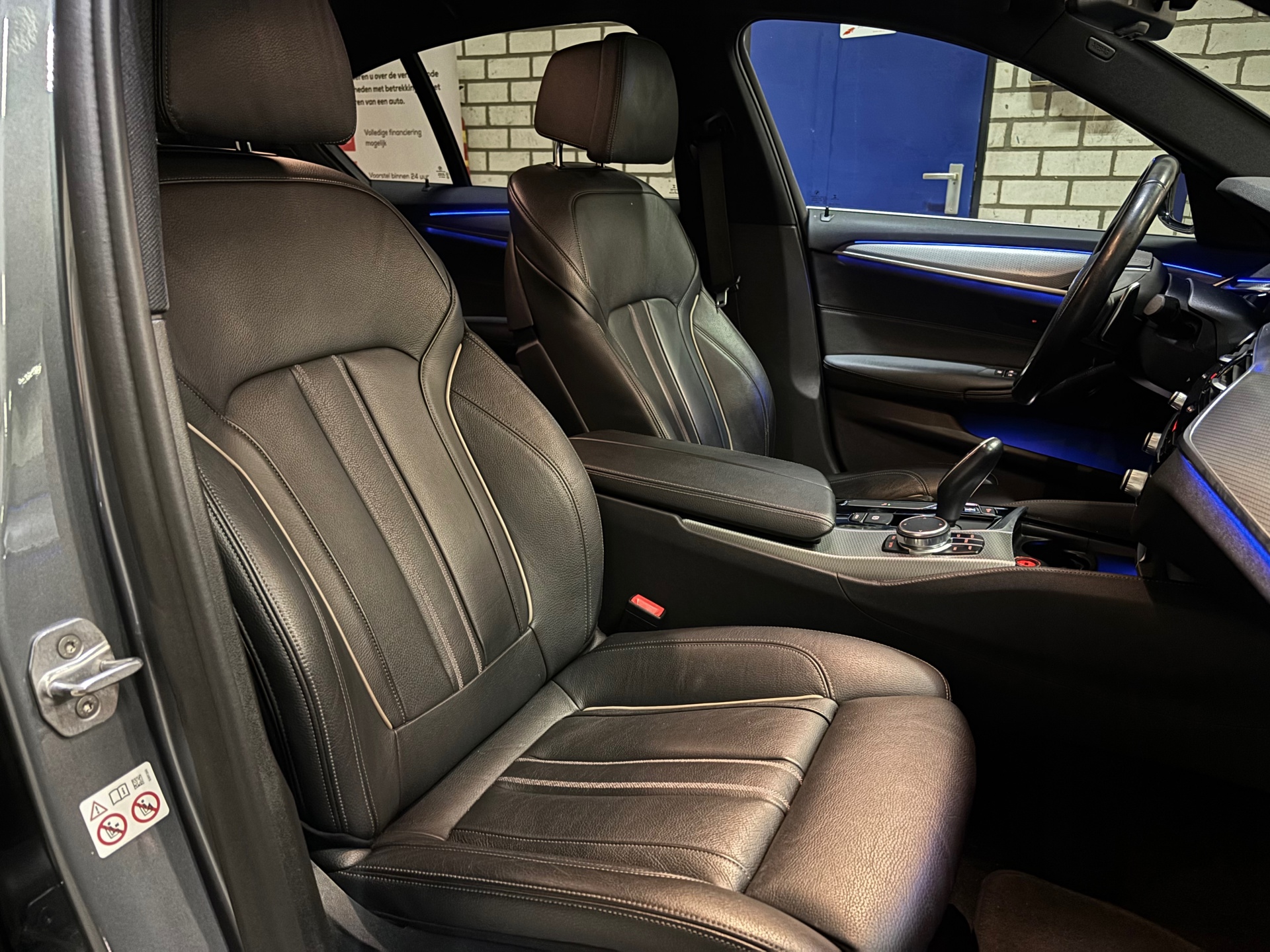 BMW 5-serie 520i High Executive M-pakket 15
