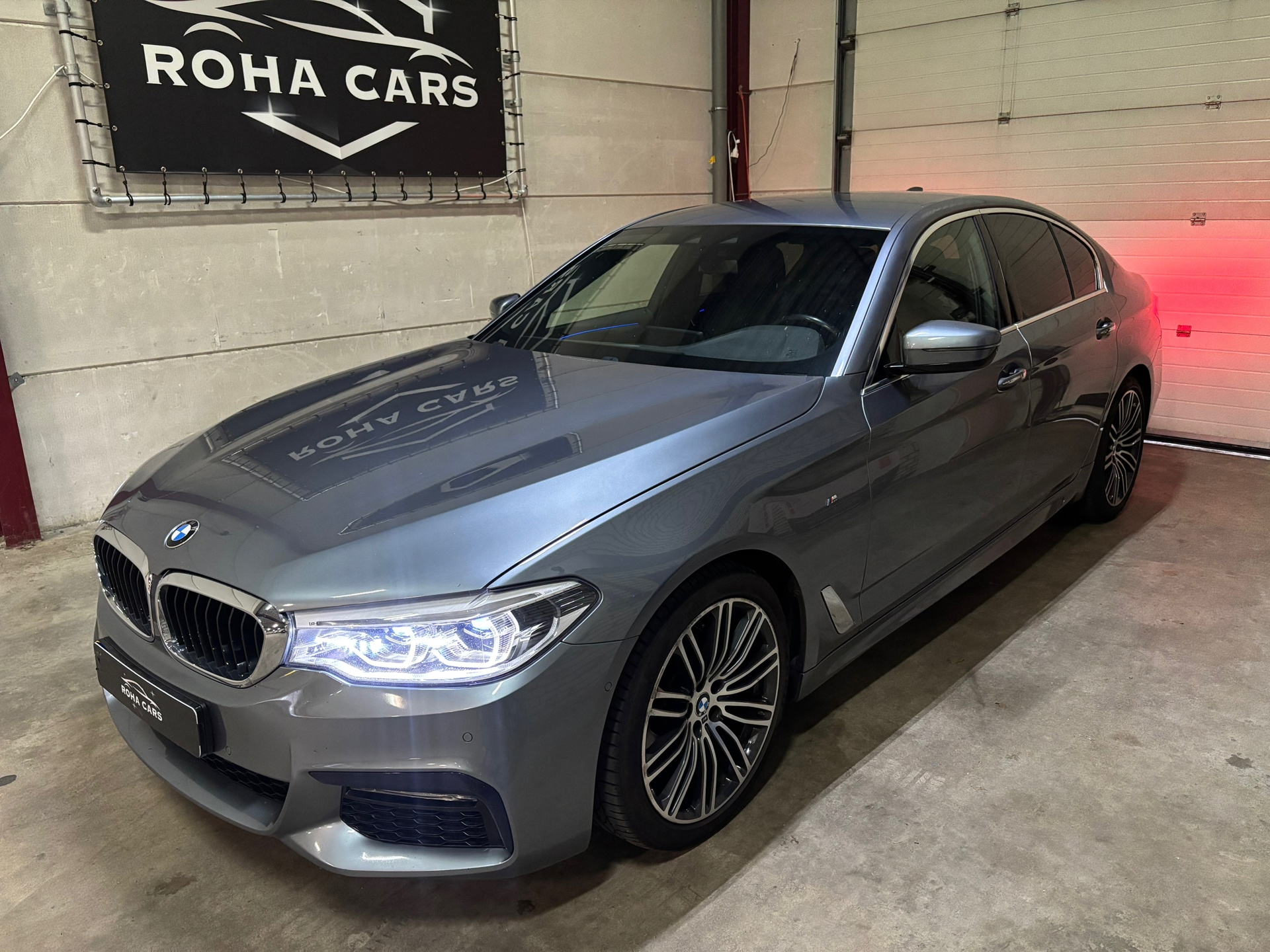 BMW 5-serie 520i High Executive M-pakket 2