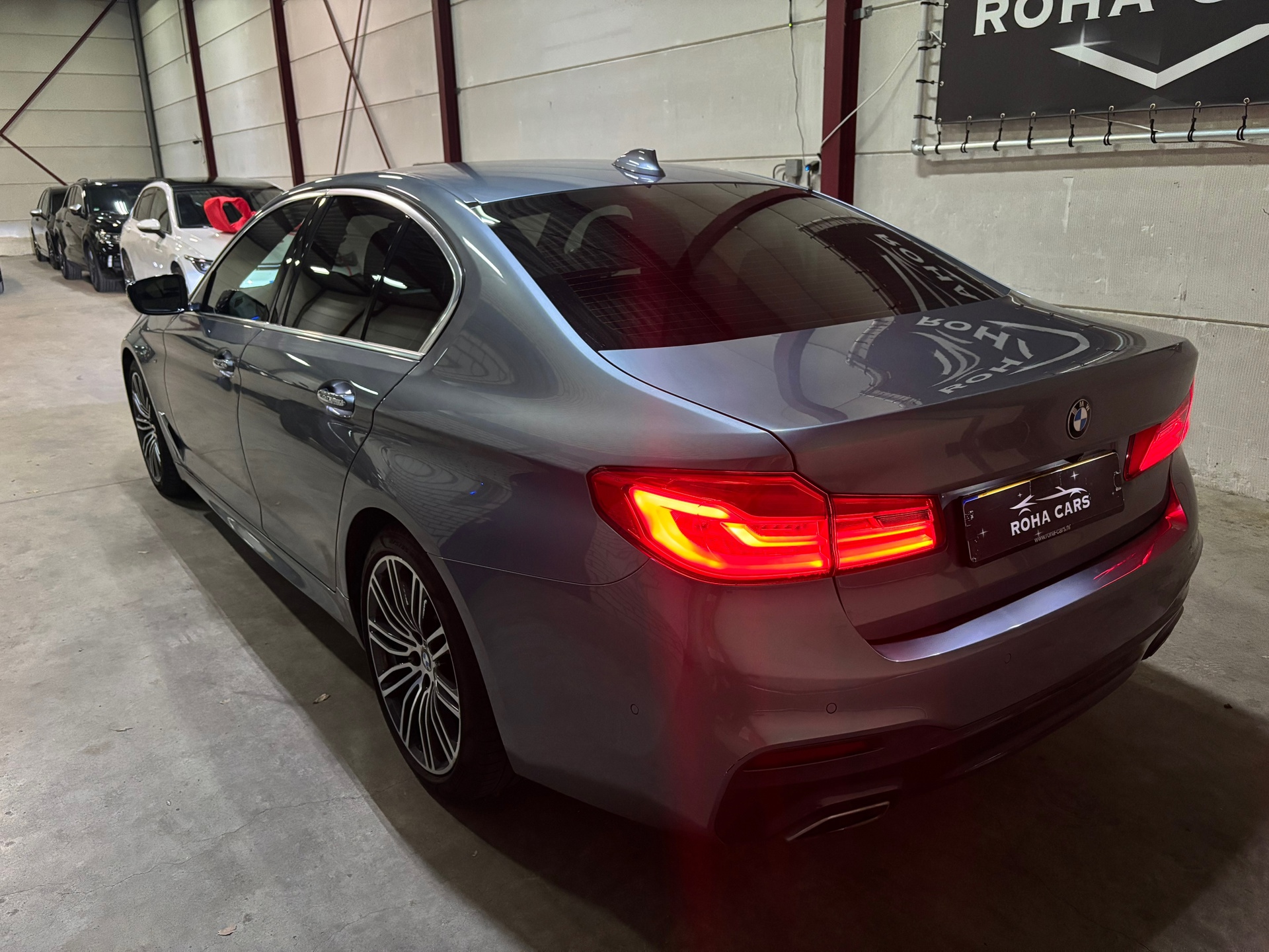 BMW 5-serie 520i High Executive M-pakket 7