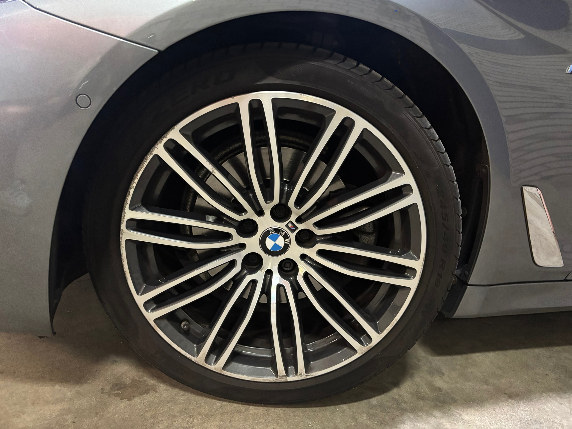 BMW 5-serie 520i High Executive M-pakket 9