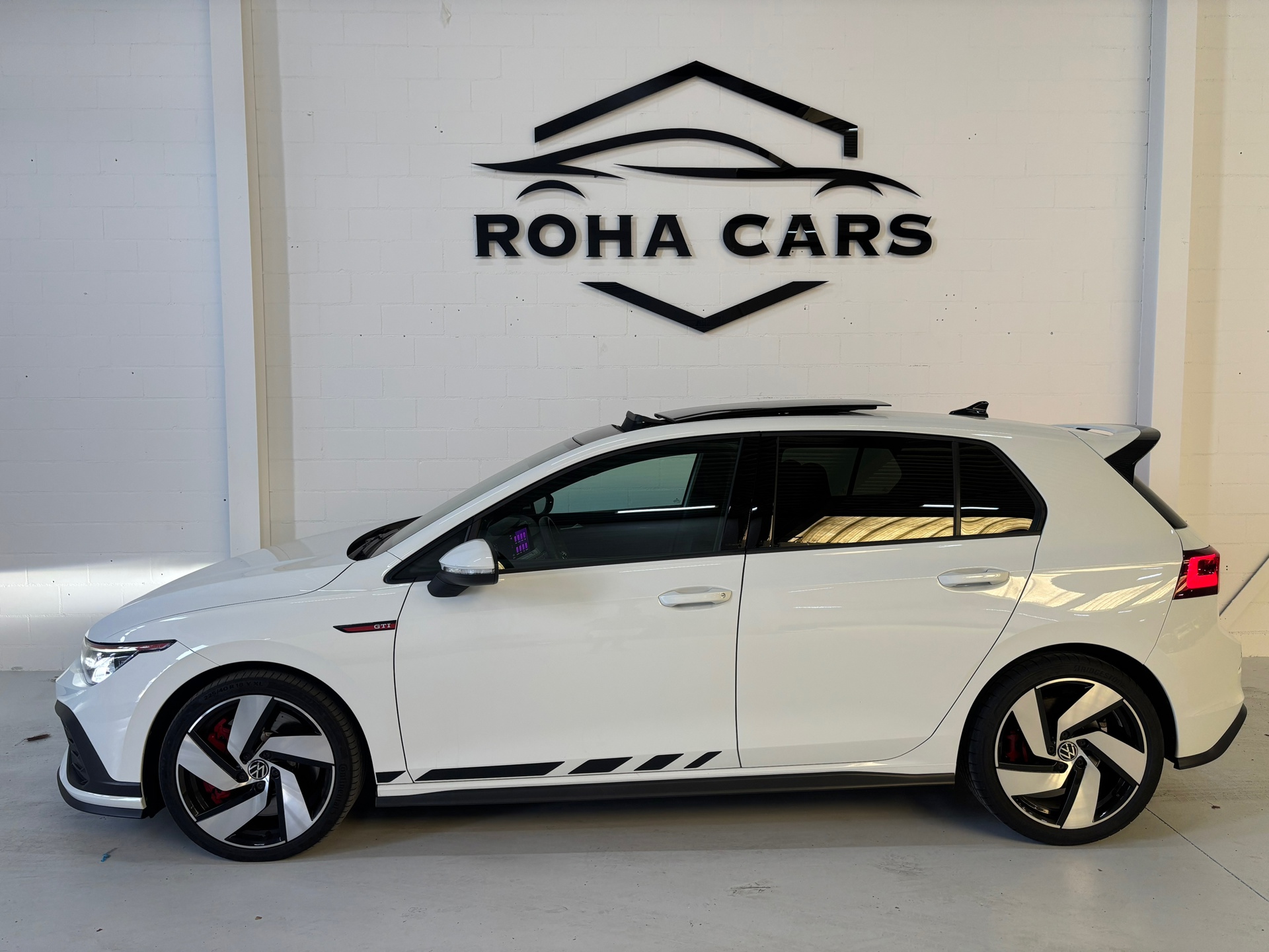 Volkswagen GOLF 2.0 TSI GTI CLUBSPORT 300pk panorama 3